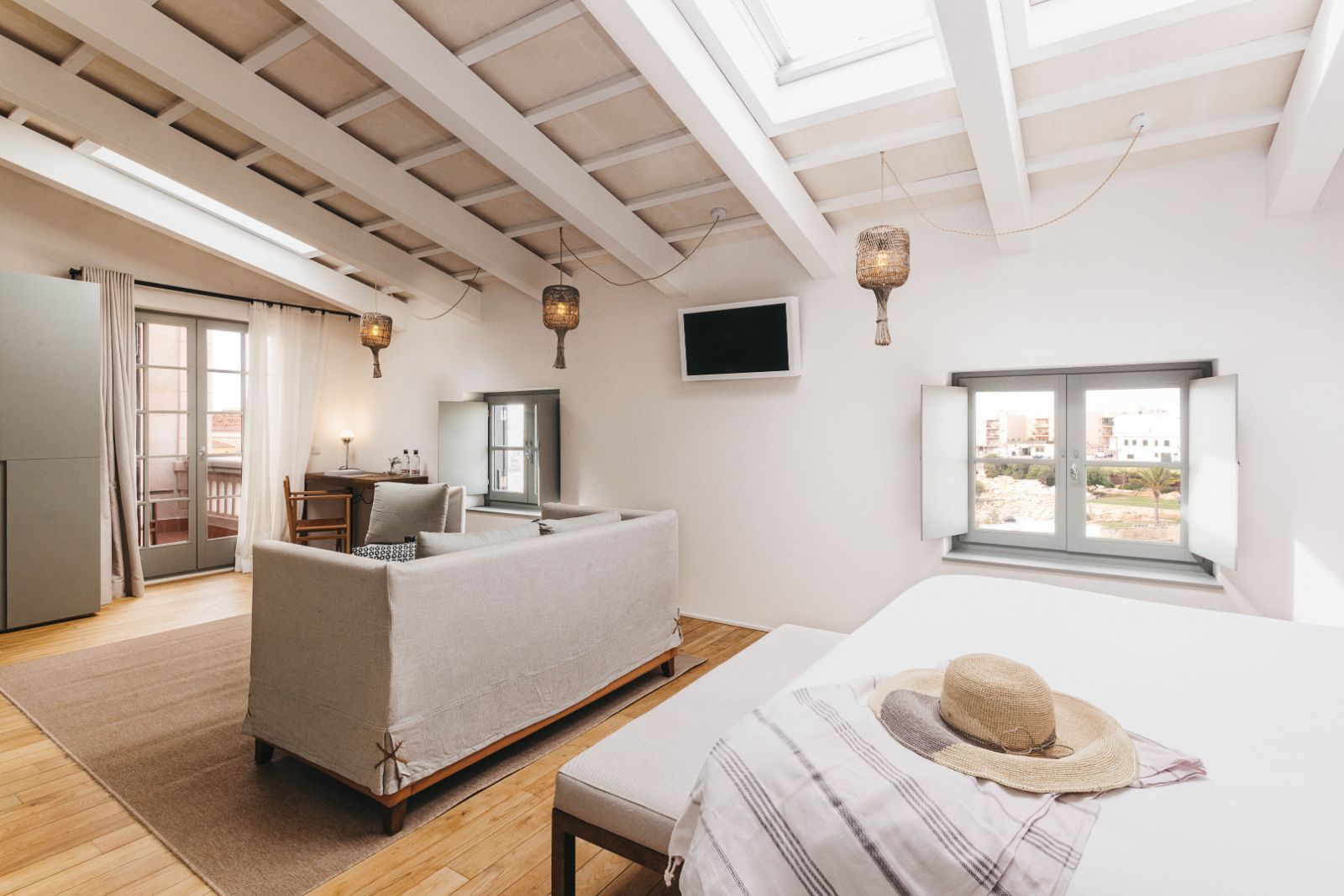 Two Bedroom Suite - Disponible en Can Faustino y Cal Bisbe
