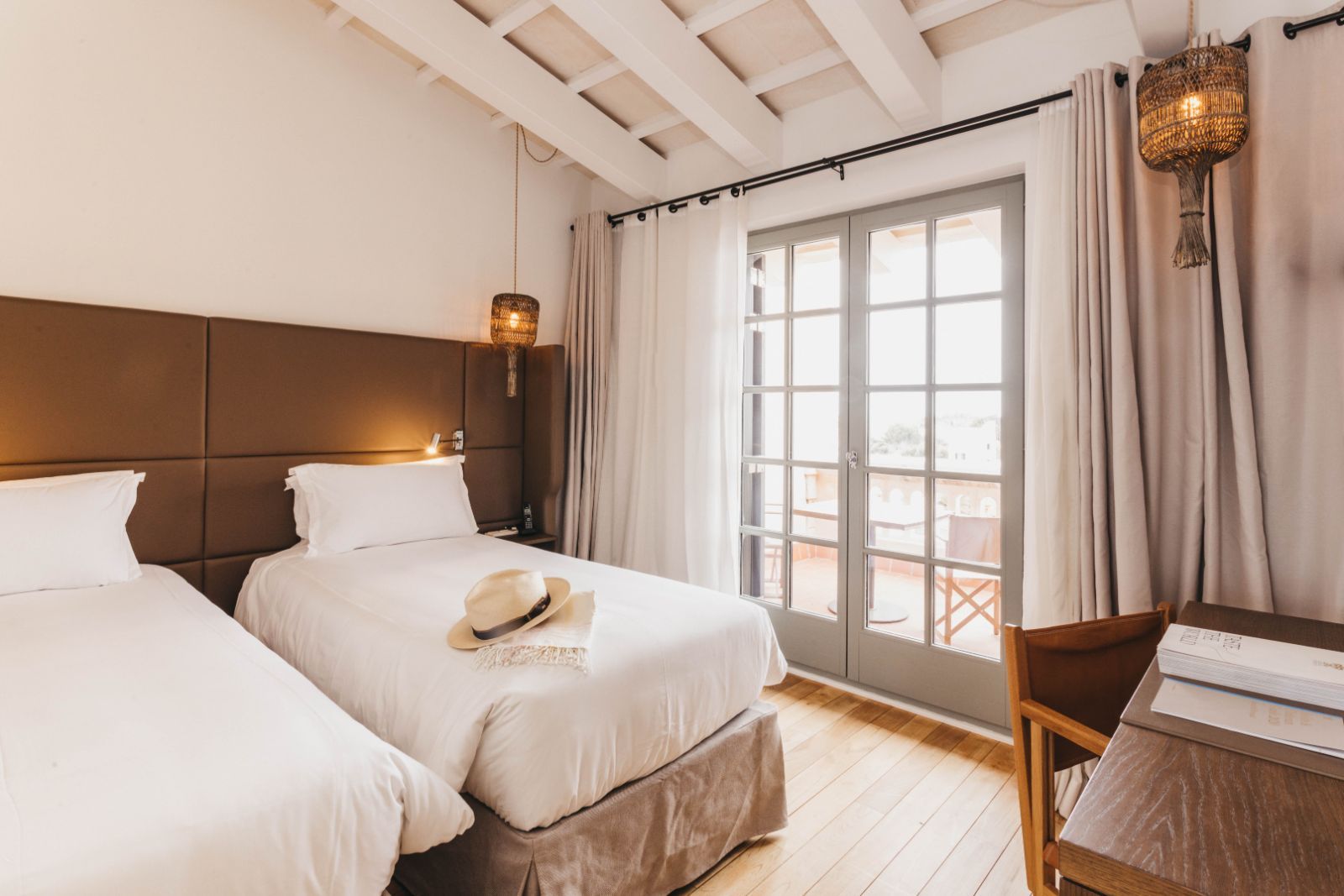 Two Bedroom Suite - Disponible en Can Faustino y Cal Bisbe